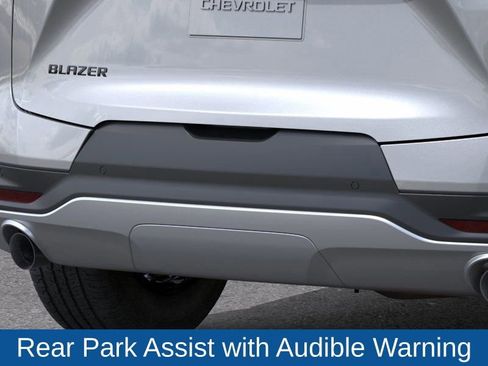 New 2025 Chevrolet Blazer LT w/ Convenience Package image 14