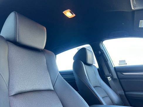 Used 2018 Honda Accord Sport image 19