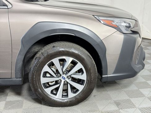 Used 2024 Subaru Outback Premium image 12