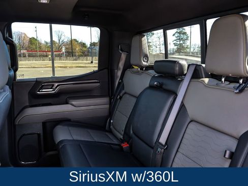 Used 2024 Chevrolet Silverado 1500 ZR2 w/ Technology Package image 8