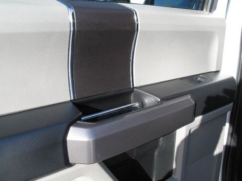 Used 2019 Ford F150 XLT w/ Equipment Group 301A Mid image 46