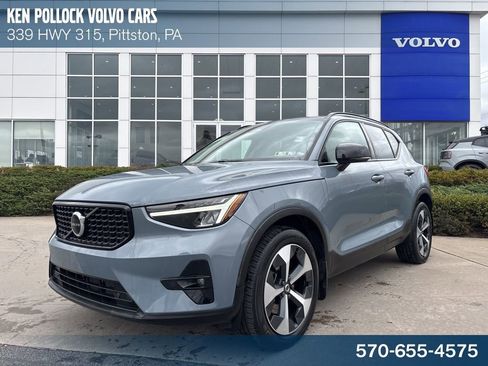 Certified 2023 Volvo XC40 B5 Plus w/ Protection Package Premier image 1