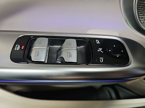 New 2026 Mercedes-Benz C 300 Sedan image 29