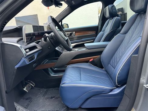 New 2026 Cadillac Vistiq Premium Luxury image 20