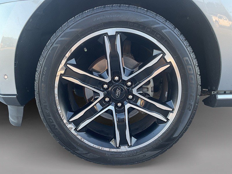 Used 2020 Ford Expedition Limited w/ Special Edition Package AWD/4WD image 17