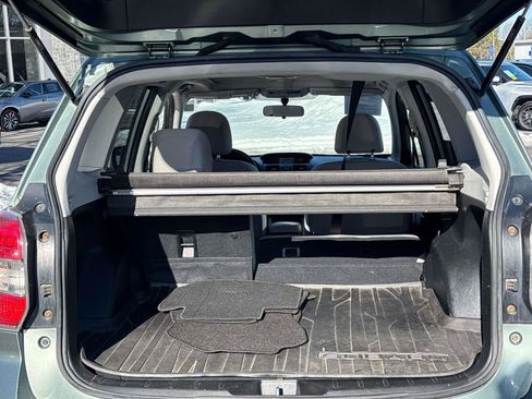 Used 2014 Subaru Forester 2.5i Premium image 12