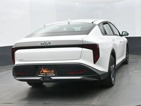 Used 2025 Kia K4 FWD image 8