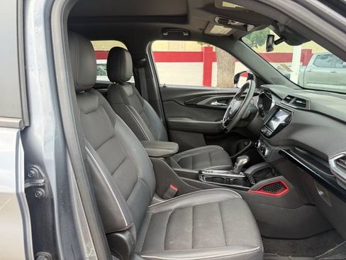 Used 2021 Chevrolet TrailBlazer RS w/ Sun and Liftgate Package AWD/4WD image 31