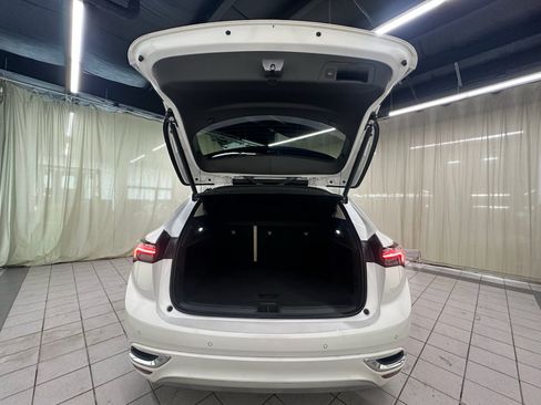 Certified 2023 Buick Envision Avenir FWD image 10