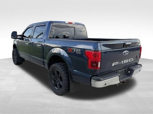 Used 2018 Ford F150 XLT w/ Equipment Group 302A Luxury AWD/4WD image 3