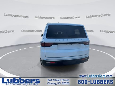 Used 2025 Jeep Wagoneer Series II w/ 8-Passenger Seating Package AWD/4WD image 7