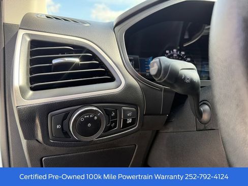 Certified 2023 Ford Edge SEL w/ Convenience Package AWD/4WD image 17