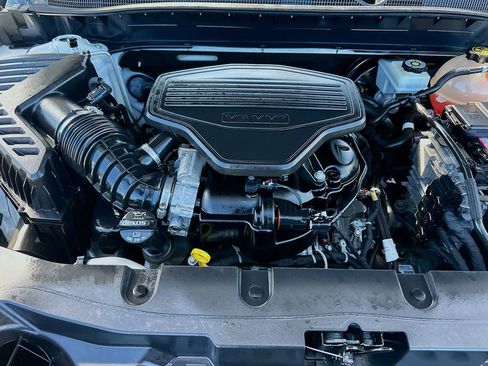 Used 2019 Chevrolet Blazer LT w/ Sound & Technology Package image 29