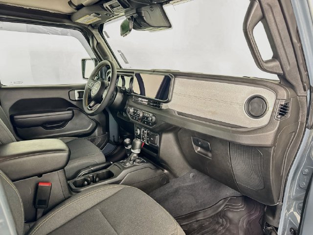 Used 2024 Jeep Wrangler Unlimited Sport AWD/4WD image 25