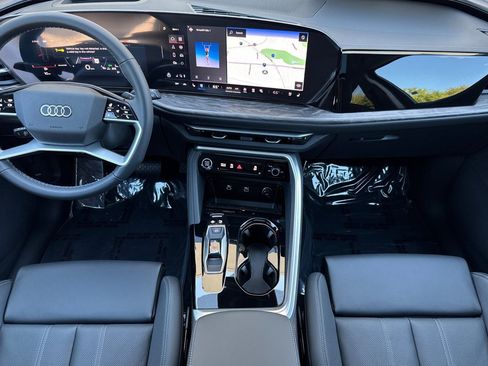 New 2025 Audi Q5 2.0T Premium Plus image 10