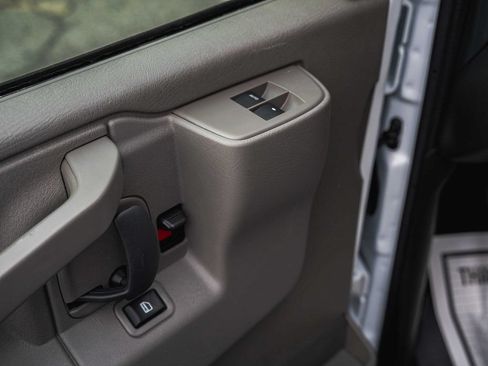New 2025 Chevrolet Express 3500 w/ Power Convenience Package RWD image 31
