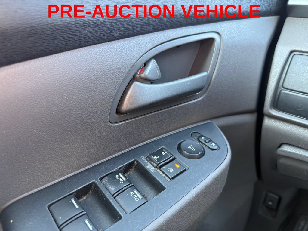 Used 2011 Honda Odyssey LX image 22