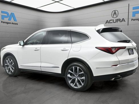 Used 2024 Acura MDX SH-AWD w/ Technology Package image 24