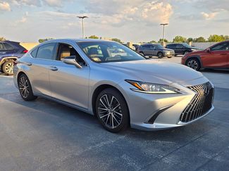 Used 2022 Lexus ES 350 w/ Premium Package image 1