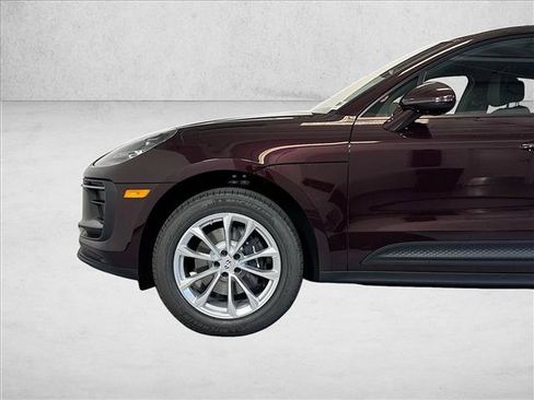 Used 2026 Porsche Macan AWD/4WD image 29
