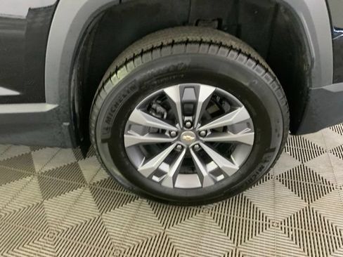Used 2026 Chevrolet Equinox LT w/ Convenience Package II AWD/4WD image 10