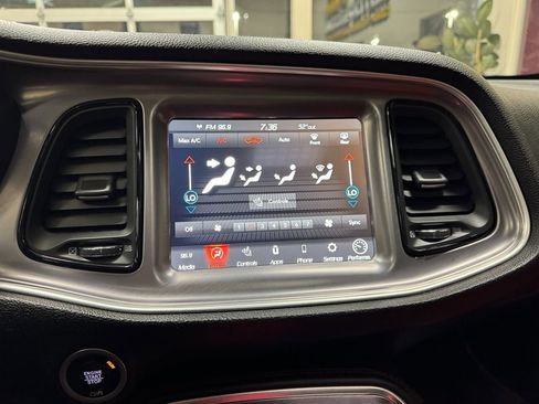 Used 2019 Dodge Challenger R/T Scat Pack w/ Plus Package image 26