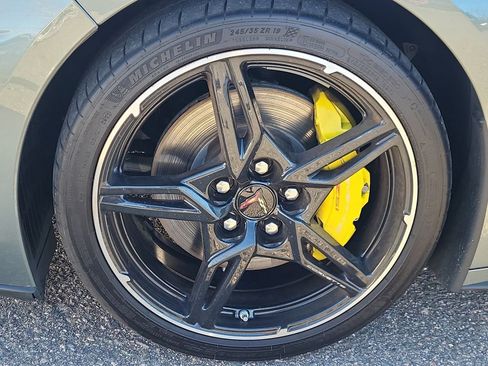 Used 2023 Chevrolet Corvette Stingray Premium Cpe w/ Z51 Performance Package image 21