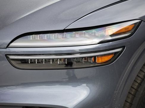 New 2026 Genesis GV70 2.5T Advanced AWD/4WD image 13