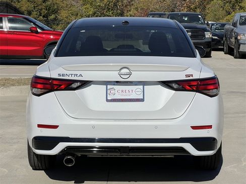 New 2025 Nissan Sentra SR image 5