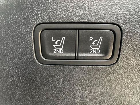 Used 2025 Hyundai Santa Fe Limited FWD image 47