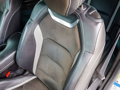 Used 2017 Chevrolet Camaro SS image 25