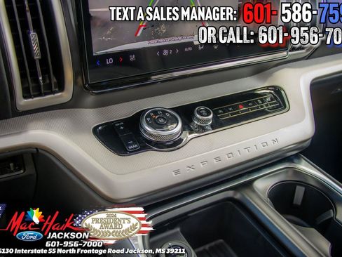 New 2026 Ford Expedition Active RWD image 16