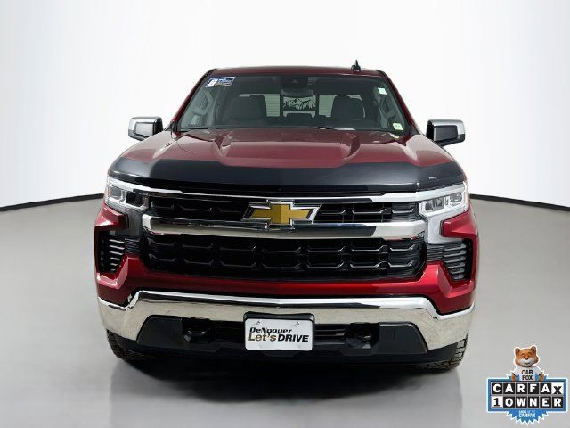 Used 2022 Chevrolet Silverado 1500 LT AWD/4WD image 7