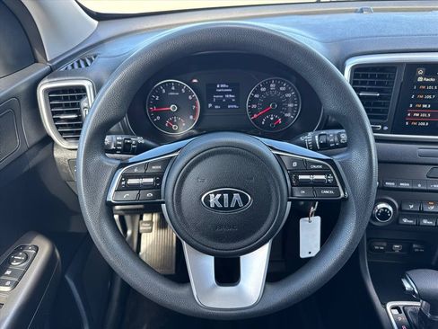 Used 2021 Kia Sportage LX AWD/4WD image 11