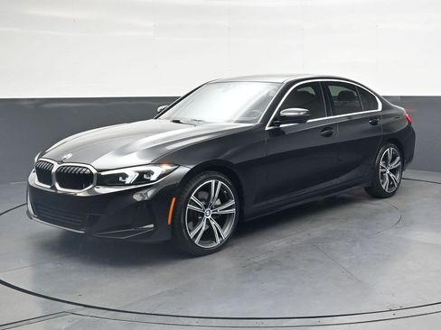 Used 2024 BMW 330i Sedan w/ Convenience Package RWD image 8