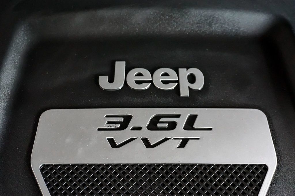 Used 2013 Jeep Wrangler Rubicon w/ PWR Convenience Group AWD/4WD image 67