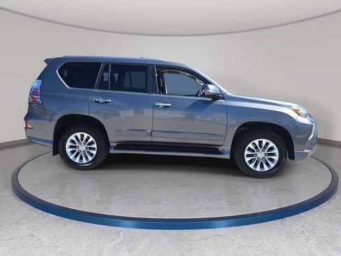 Used 2016 Lexus GX 460 w/ Premium Package AWD/4WD image 5