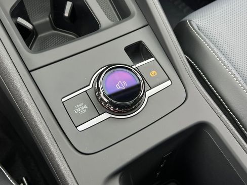 New 2026 Volkswagen Tiguan SE image 29