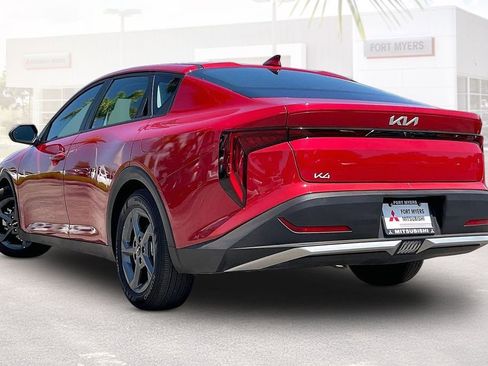 Used 2025 Kia K4 FWD image 29