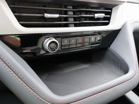 New 2026 Ford Explorer Active AWD/4WD image 38