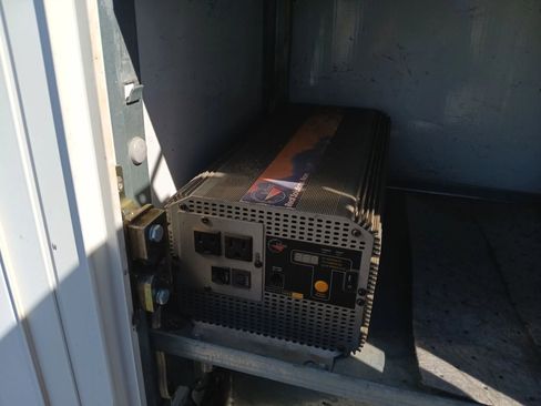 Used 2013 Ford E-450 and Econoline 450 Super Duty w/ Interior Upgrade Pkg image 25