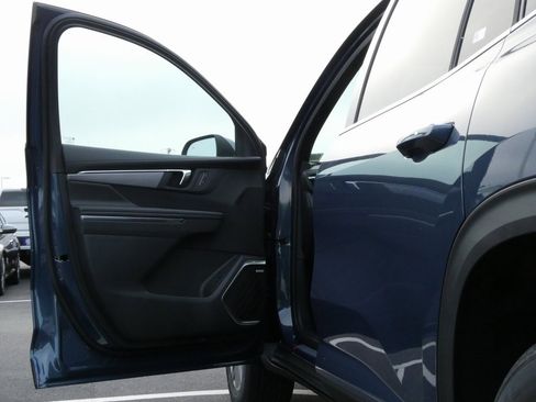 New 2026 Buick Enclave Preferred image 24