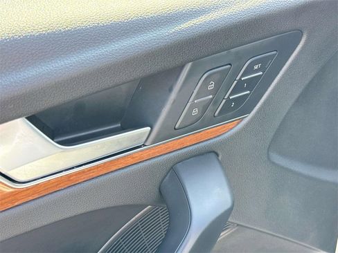 Used 2023 Audi Q5 2.0T Premium Plus image 22