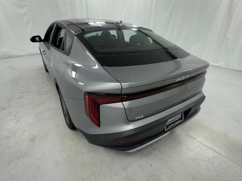 New 2026 Kia K4 LXS FWD image 5