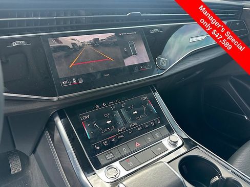 Used 2023 Audi Q8 Premium Plus image 24