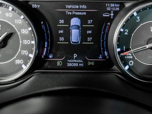 Used 2022 Maserati Levante GT AWD/4WD image 42