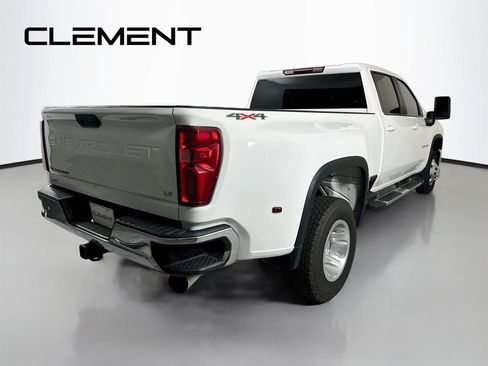 Used 2024 Chevrolet Silverado 3500 LT AWD/4WD image 7
