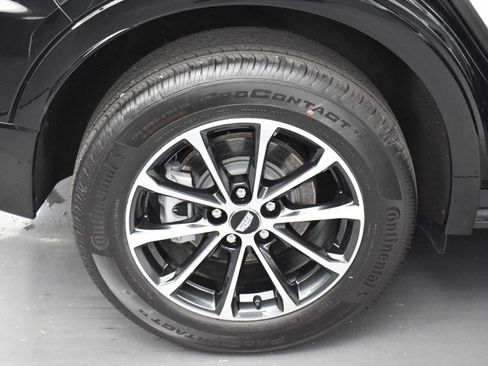 Certified 2024 Cadillac XT4 Sport AWD/4WD image 35
