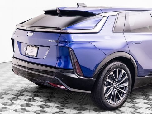 Certified 2024 Cadillac Lyriq Sport AWD/4WD image 37