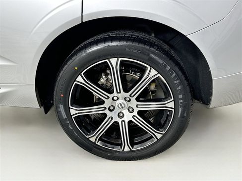 Used 2020 Volvo XC60 T5 Inscription w/ Protection Package Premier image 24